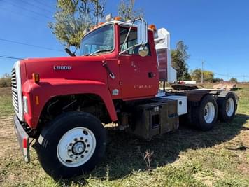 Main image Ford LT9000